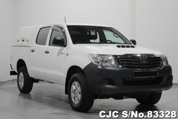 2015 Toyota / Hilux Stock No. 83328